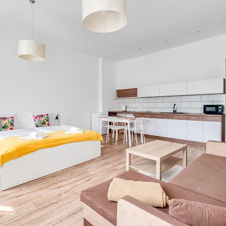 Jednosci Narodowej 46 By Homeprime *