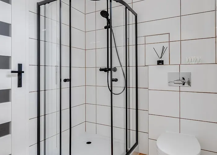 Jednosci Narodowej 46 By Homeprime